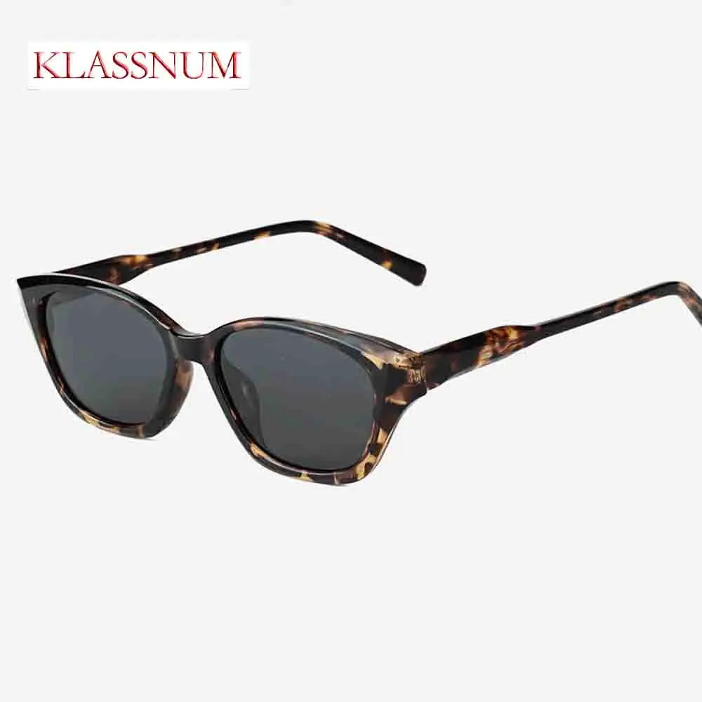 

KLASSNUM Retro Luxurious Small Cat Eye Sunglasses Women Men Black Oval Frame Shades Simple Chic Punk Summer Travel UV400 Glasses