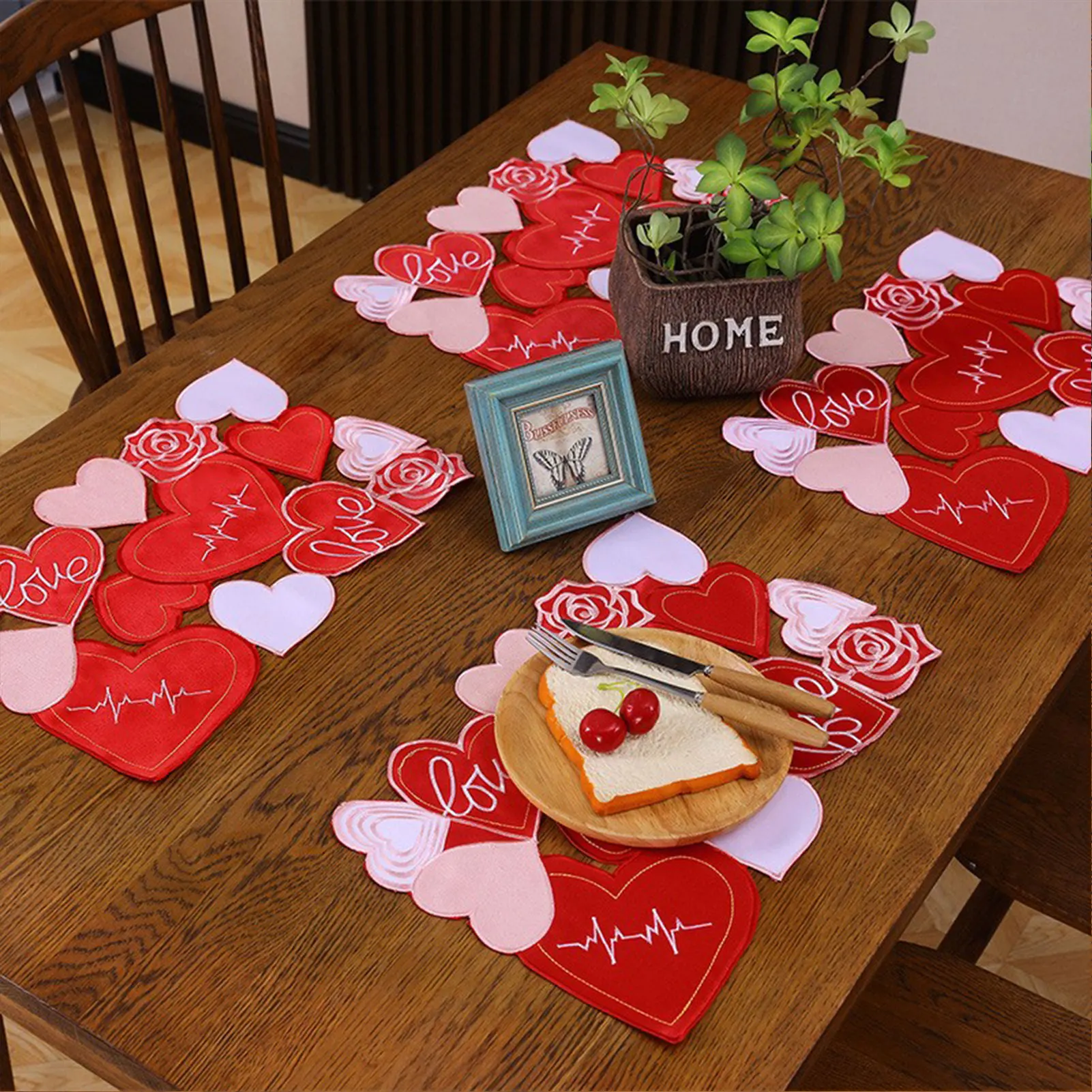 Valentine's Day Dining Table Mats Plate Mats Embroidered Style Heart Rose Shape for Dear Girlfriend Wife Table Decoration