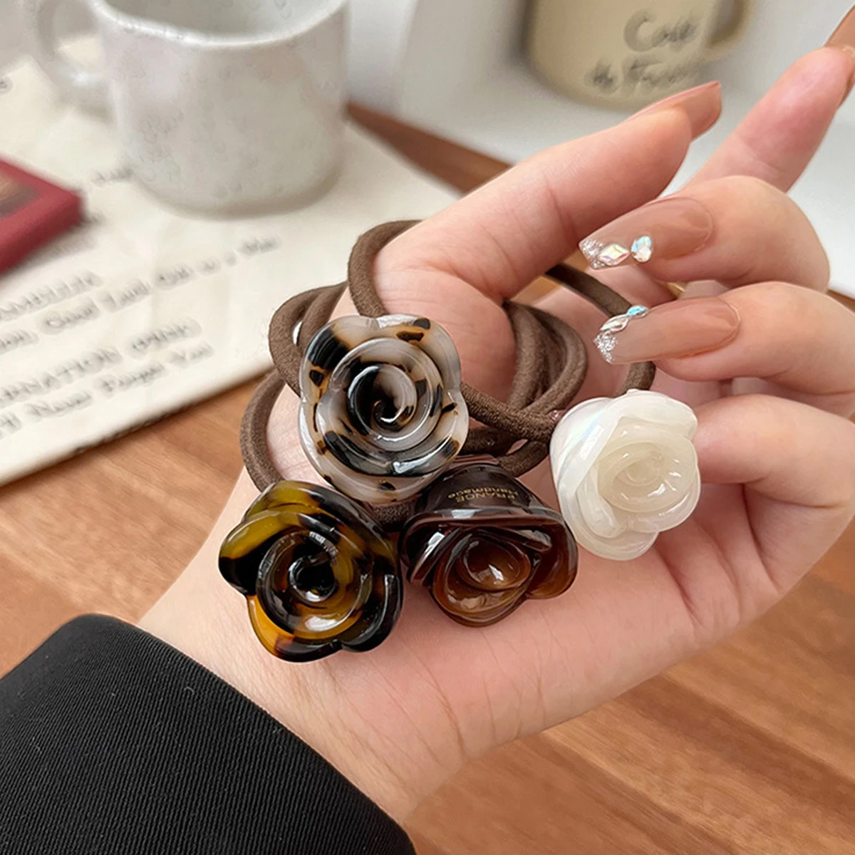 

Hot Selling Fashion Temperament Rose Flower High Resilience Hair Rope Simple Acetate Elastic Scrunchies Hair Accessories