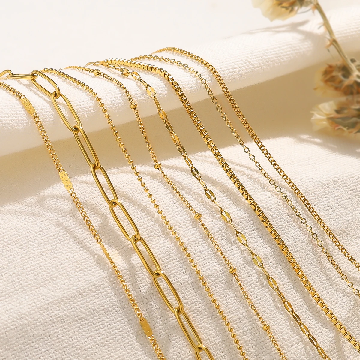 WILD & FREE Stainless Steel Basic Chains Necklaces for Women Trendy Classic Fashion 18K Gold Plated Waterproof Jewelry