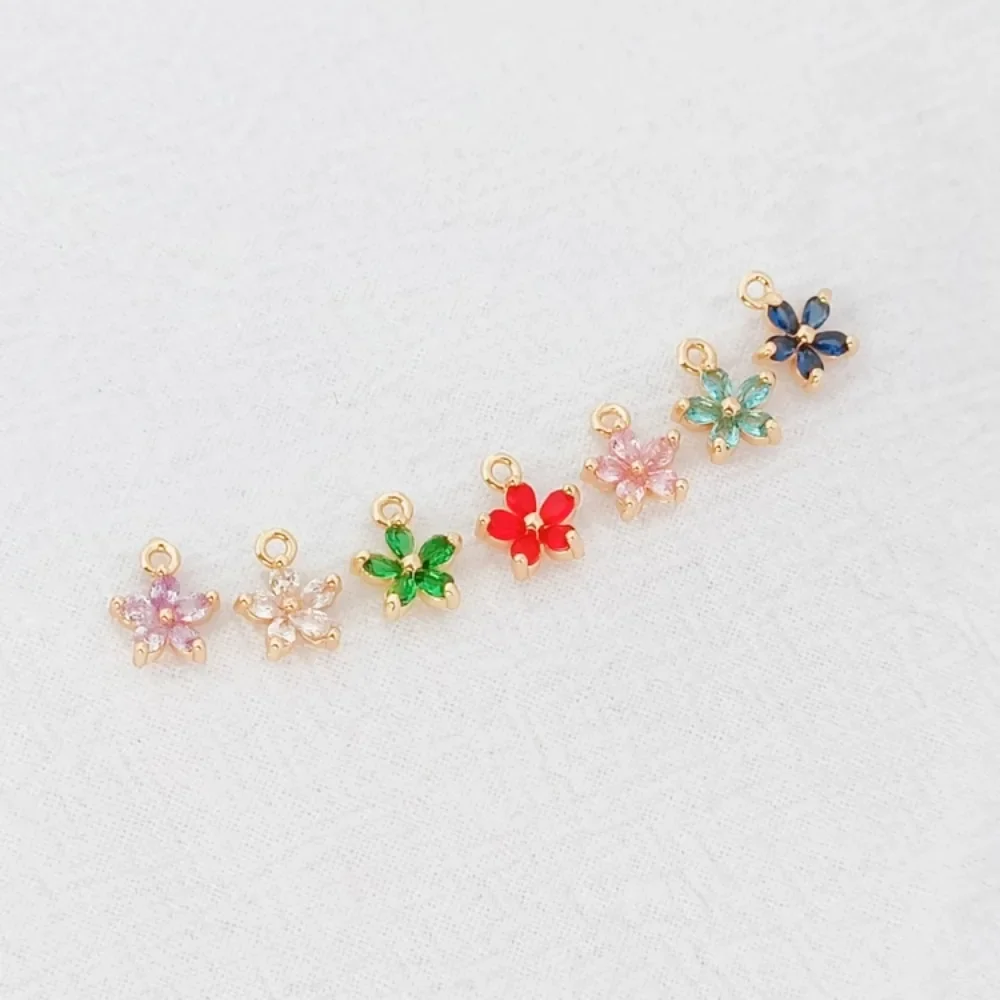 14K Gold-plated Micro-inlaid Zirconium Five-leaf Flower Pendant, DIY Mini Flower Pendant, Bracelet Accessory Material