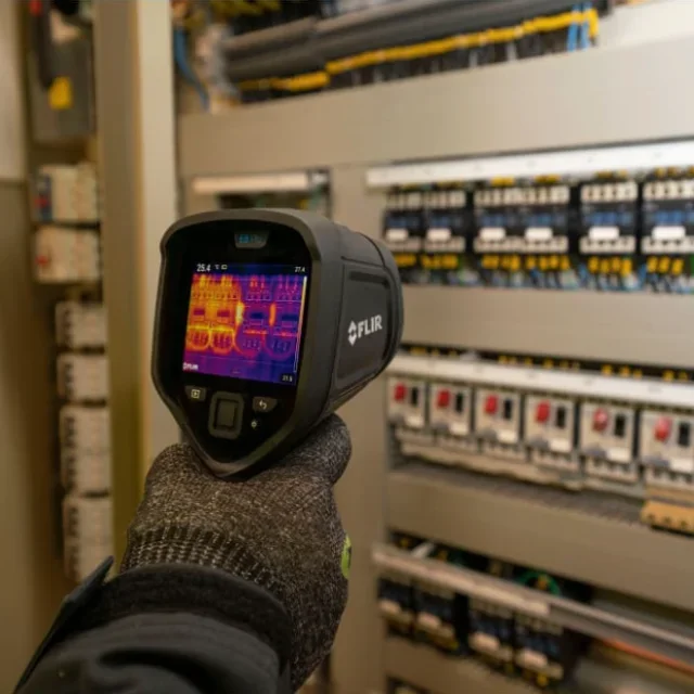 Câmera infravermelha FLIR E8 Pro com nuvem Ignite