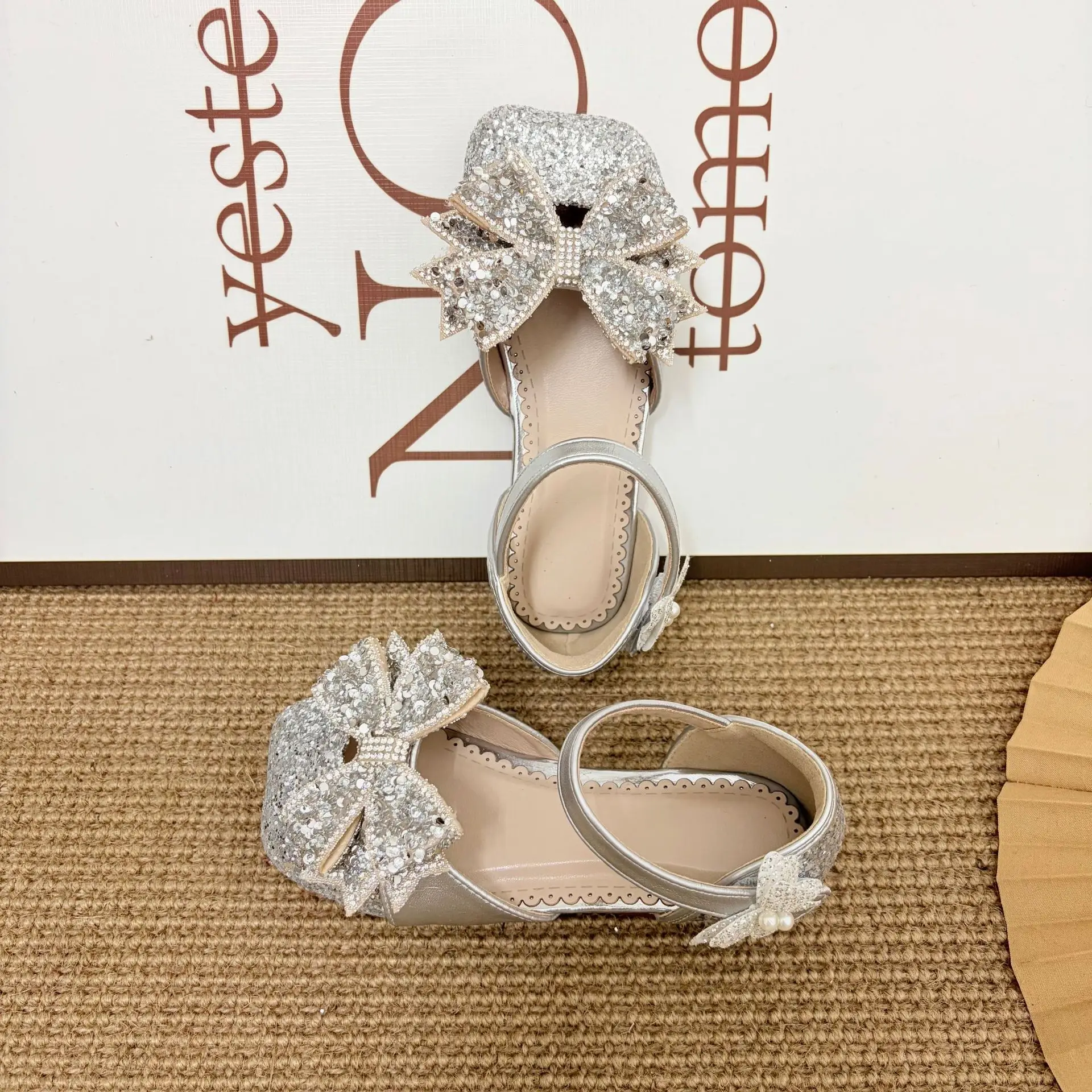 

Kids'Casual Shoes Sandals Solid Color Bow Sequin PU Leather Summer Flat Shoes For Girls Anti-slip Silver Shoes Size 23-35
