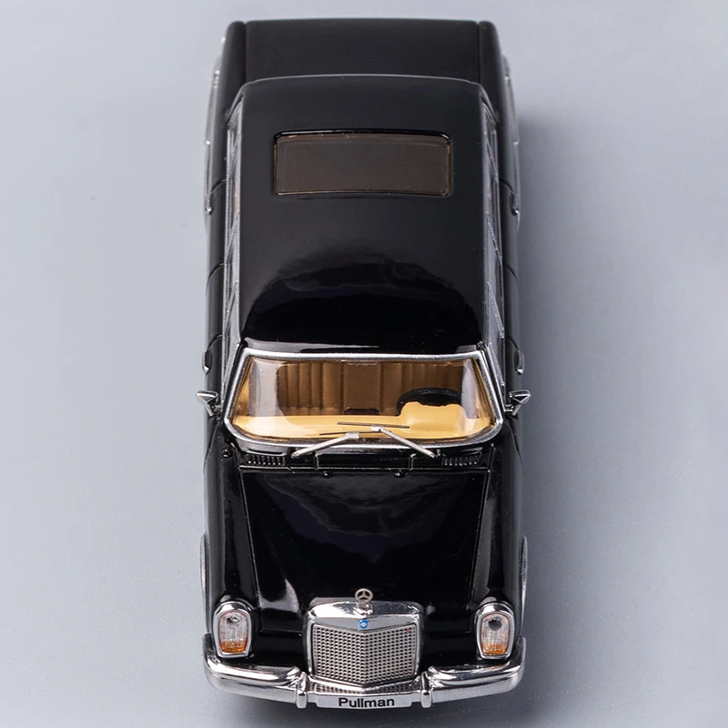 New Model Car Launched Mercedes Pullman Body Extended Bulletproof Series Excellent Decorative Collectibles