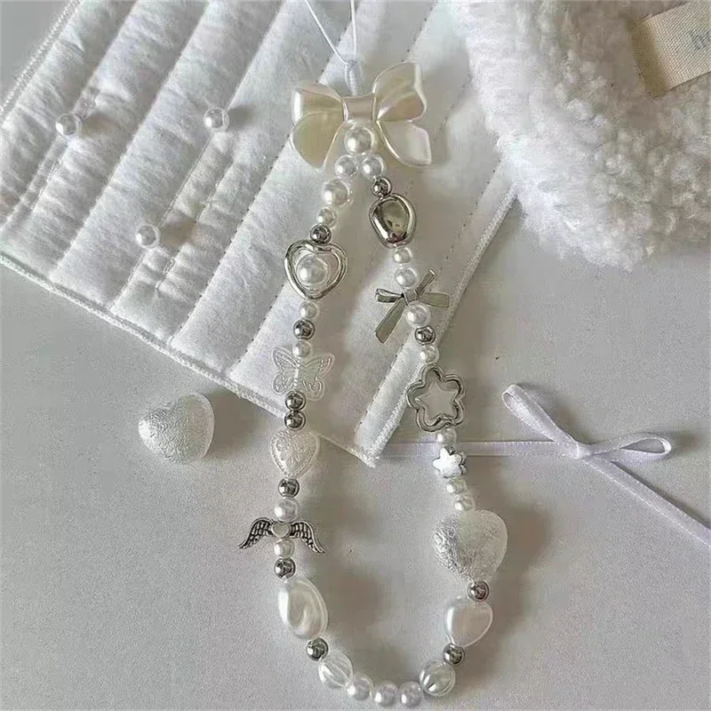 INS Korean Cute White Bow Heart Pearl Beads Beaded Phone Chain For iPhone Camera Hanging Rope Anti-Lost Lanyard Hanging Jewelry