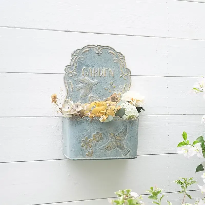 Wrought iron three-dimensional relief wall hanging flower pot outdoor courtyard garden decoration window sill succulent balcony