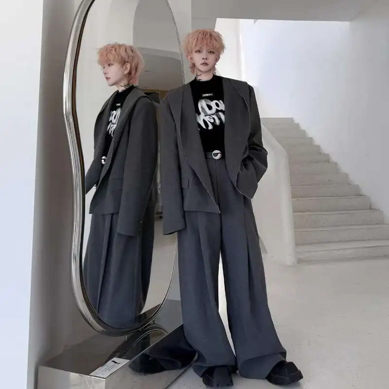 WTHT อินเทรนด์ผู้ชายชุดสีทึบ Hooded Double-breasted หลวม Blazer เสื้อลําลองเอวสูงกางเกงขากว้างชุดชาย 2A0236