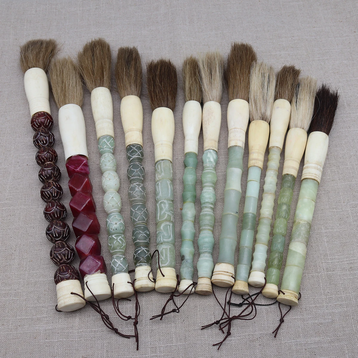 Kuas Kaligrafi Dekoratif