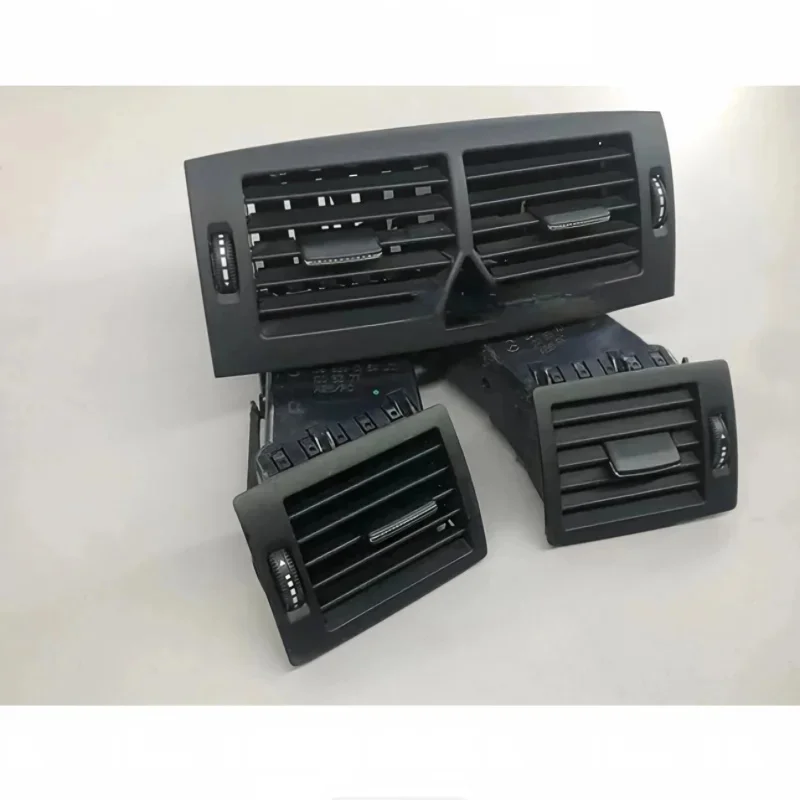 Suitable for Mercedes-Benz B200 W245 W169 dashboard air conditioner out of trend A160 workbench out of trend，Dismantling parts