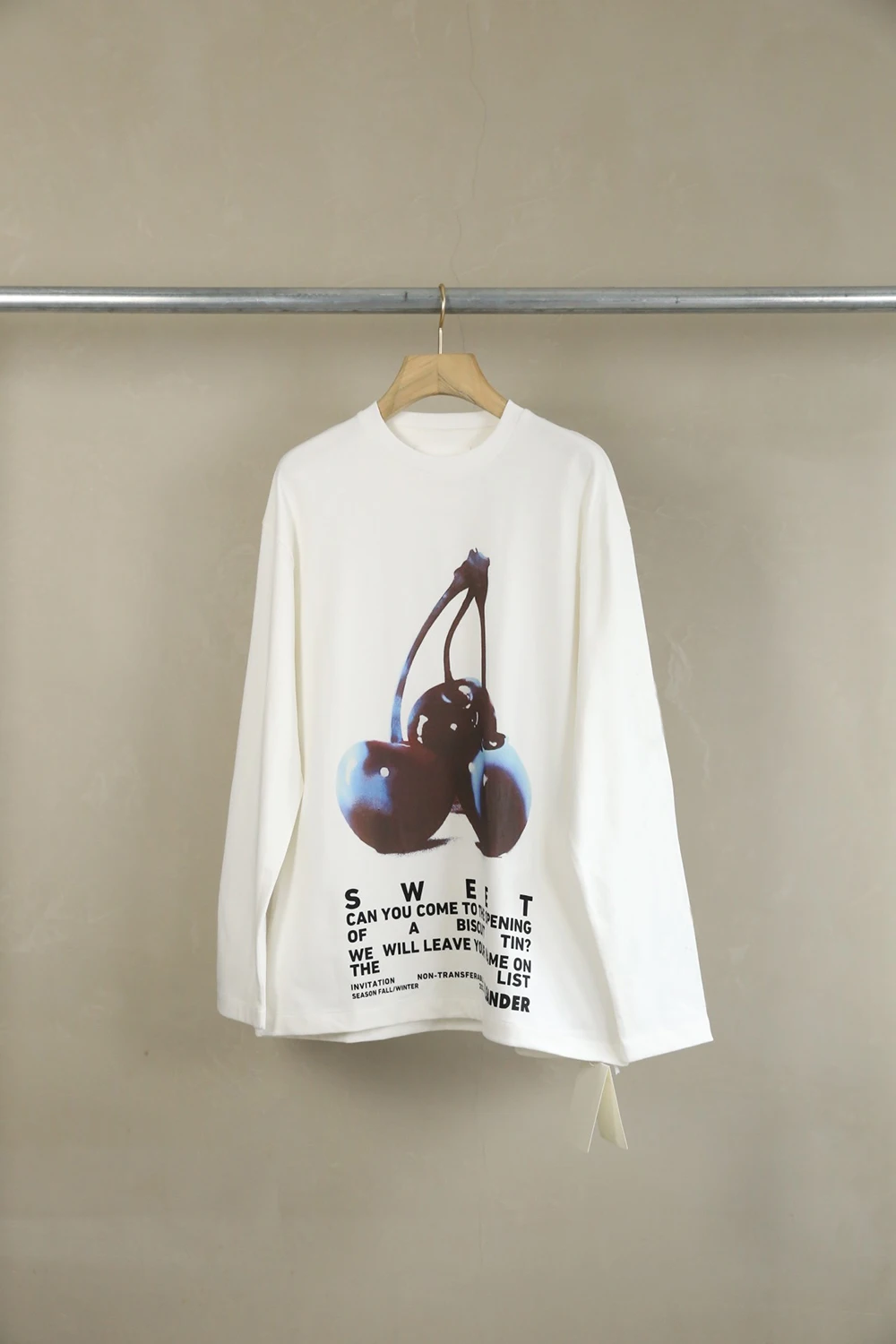 High Quality Fashionable Female Couple Matching Luxury Brand Casual Cotton Oversized Loose 1:1 Cherry Print Long Sleeve T-shirt