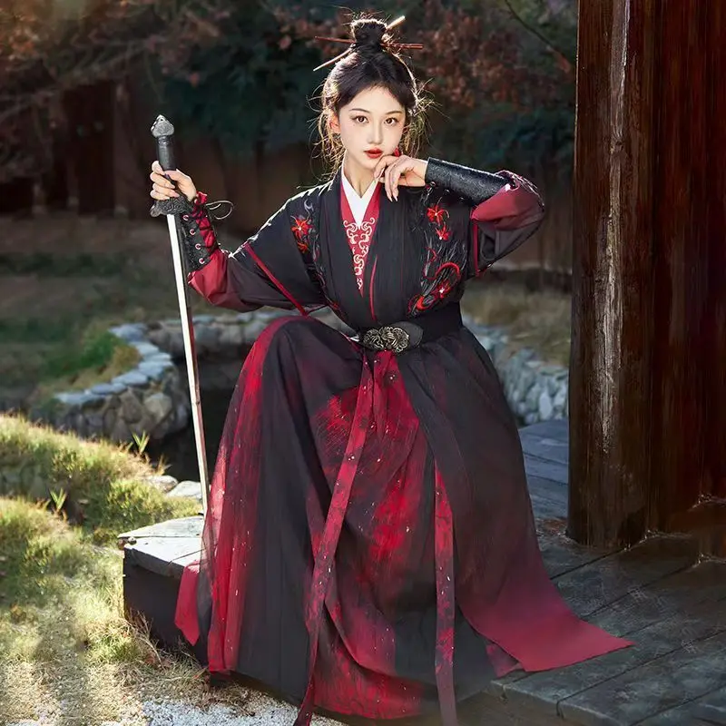 الغبار الأحمر Hanfu سونغ سلالة نمط البطولية الخصر عالية عنصر فنون الدفاع عن النفس وسيم عبر طوق بارد ومحلقة زي القديمة