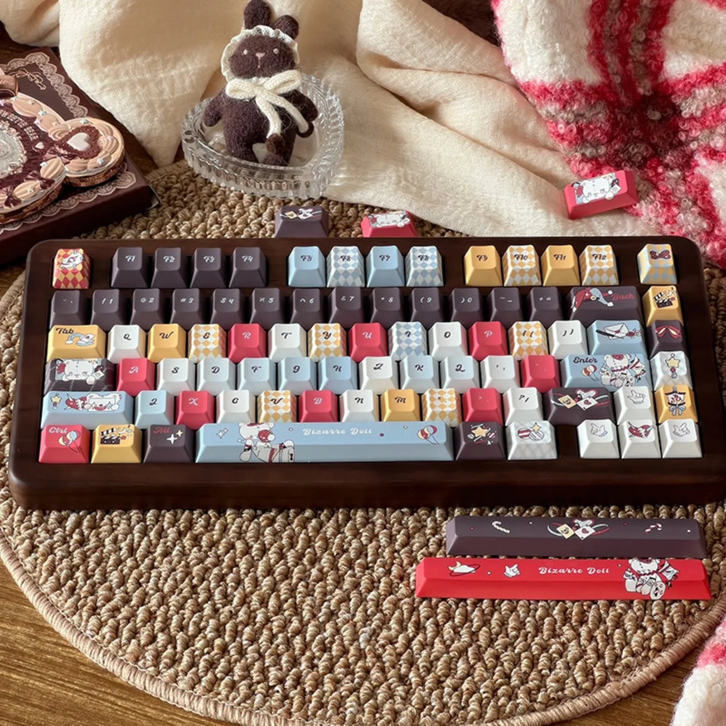 Grotesque Doll Pattern Series Cherry Keycap 137 Key PBT Material Suitable for Cherry MX Switch Keyboard