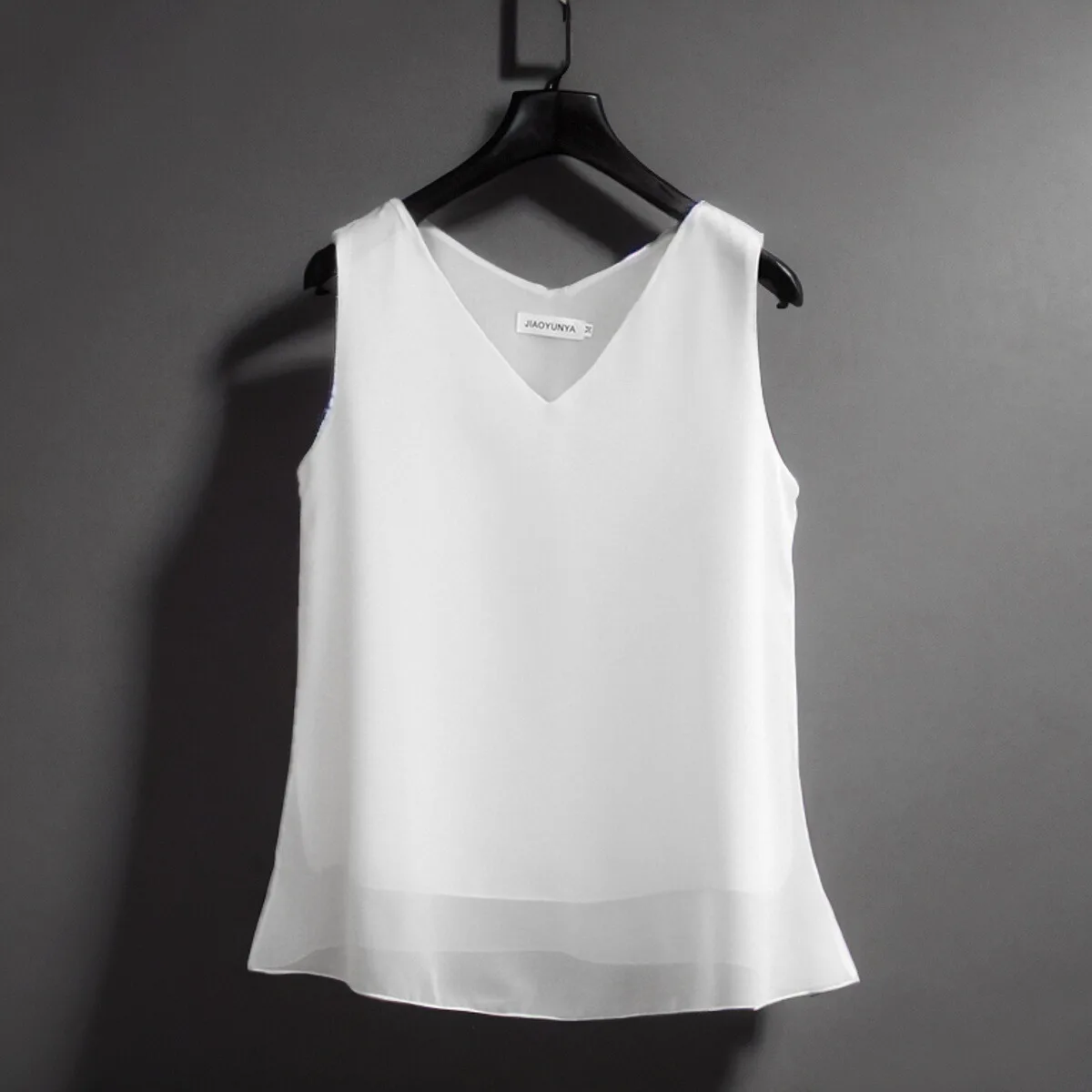 Banerdanni New Arrival Simple Chiffon Vest Female Summer New Sleeveless Halter T-shirt V-neck Blouse Loose Inside Cover Bellies