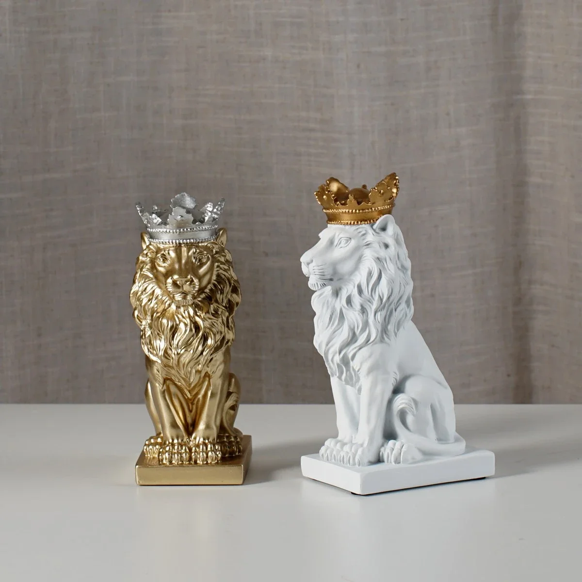 Vilead 18cm Height Golden Crown Lion King Statue Nordic Handicraft Home Office Decoration Lion King Modle Animals Art Sculpture