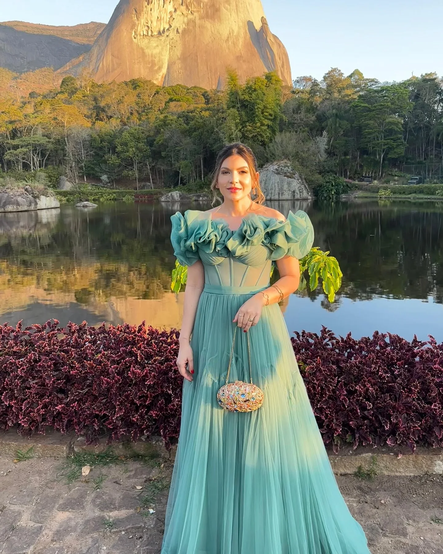 Customized Exquisite Organza Off The Shoulder Evening Dresses Delicate Sleeveless Celebrity Gowns Custom Made Prom Dre