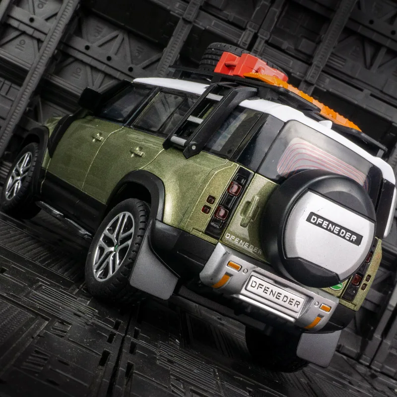 

1:22 Land Rover Defender высокий имитационный литой металлический сплав модель автомобиля со звуковым оформлением коллекция детских игрушек подарки