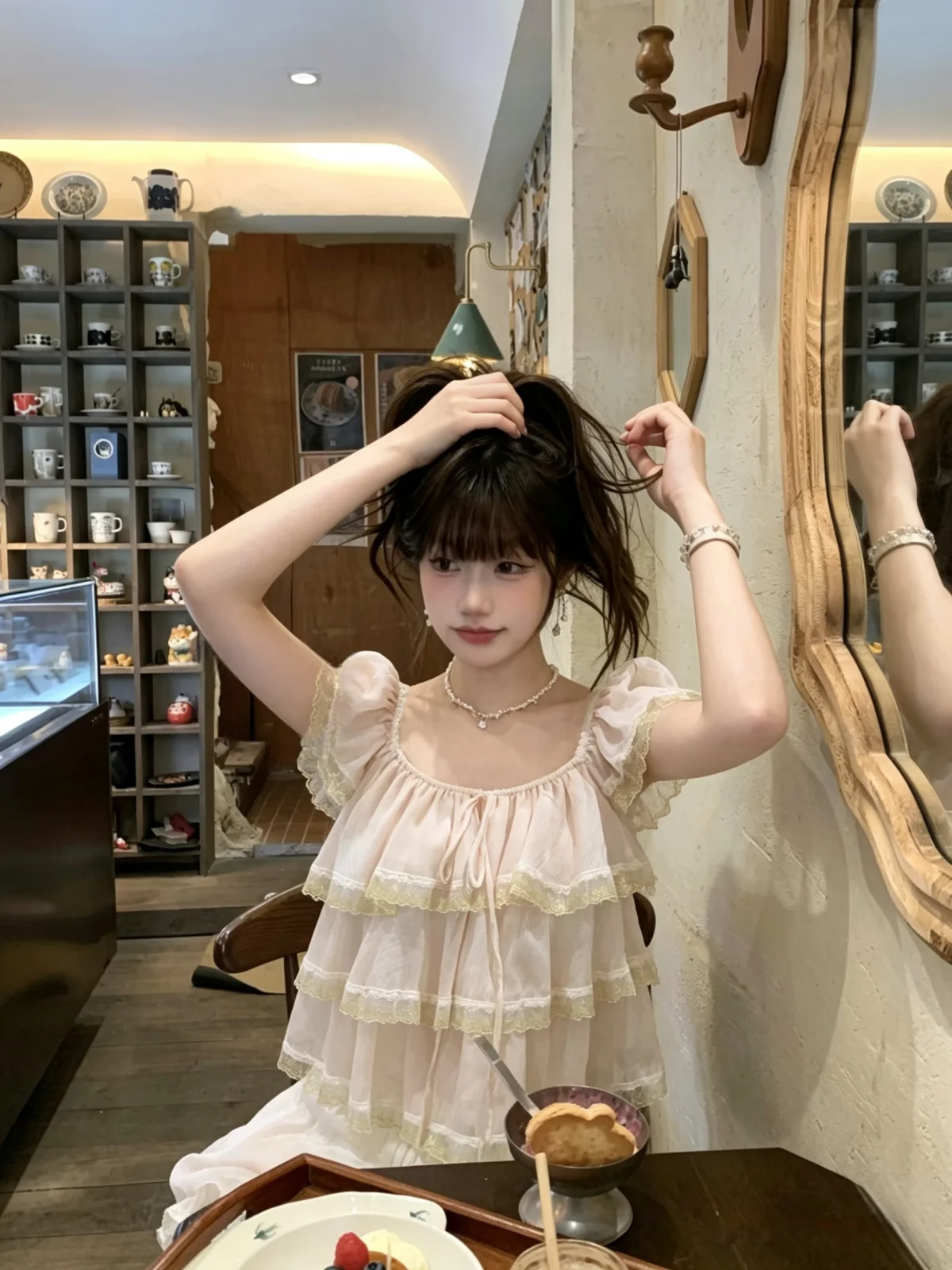 

Sweet Style Lace Splicing Short Sleeve Women's Chiffon Top Summer Loose Elegant Versatile Blouse Floral Design Casual Wear