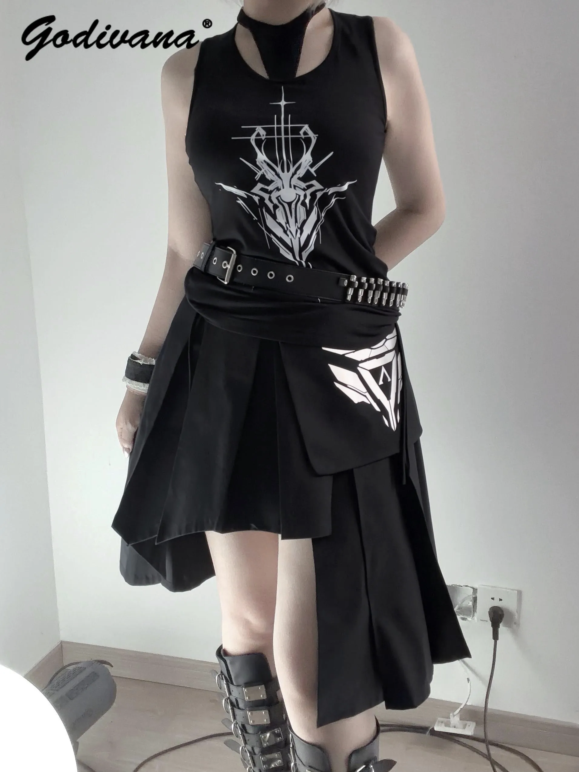 Original Black and White Mechanical Rune Printing Halter Neck Lace Strap Stretch Vest Sweet Cool Y2k Slim-fit Tank Top