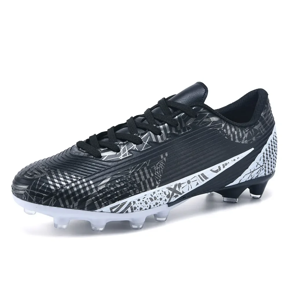 

New Soccer Shoes Sports Football Field Boots High Quality Men's Futsal Shoes Grass Training Sports Cleats Child Outdoor Sneakers