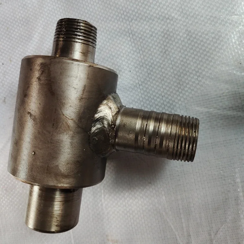 water drilling rig water injector/punching road hole thickening water injector pressure is sufficient