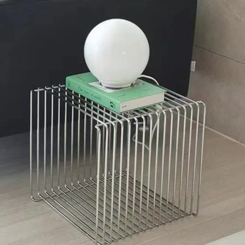 Simple sofa edge several Internet celebrities medieval creative mini shelf lines small table carbon steel newspaper rack coffee