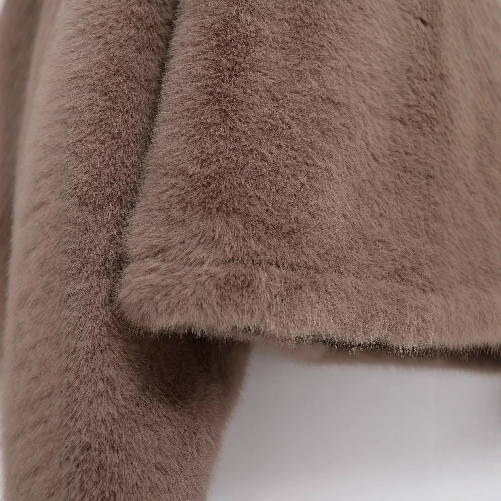 2025 المرأة الشتاء فرو المنك أبلى جولة الرقبة واحدة الصدر سيدة تقليد الفراء سترة قصيرة Highstreet الإناث فو الفراء معطف #4