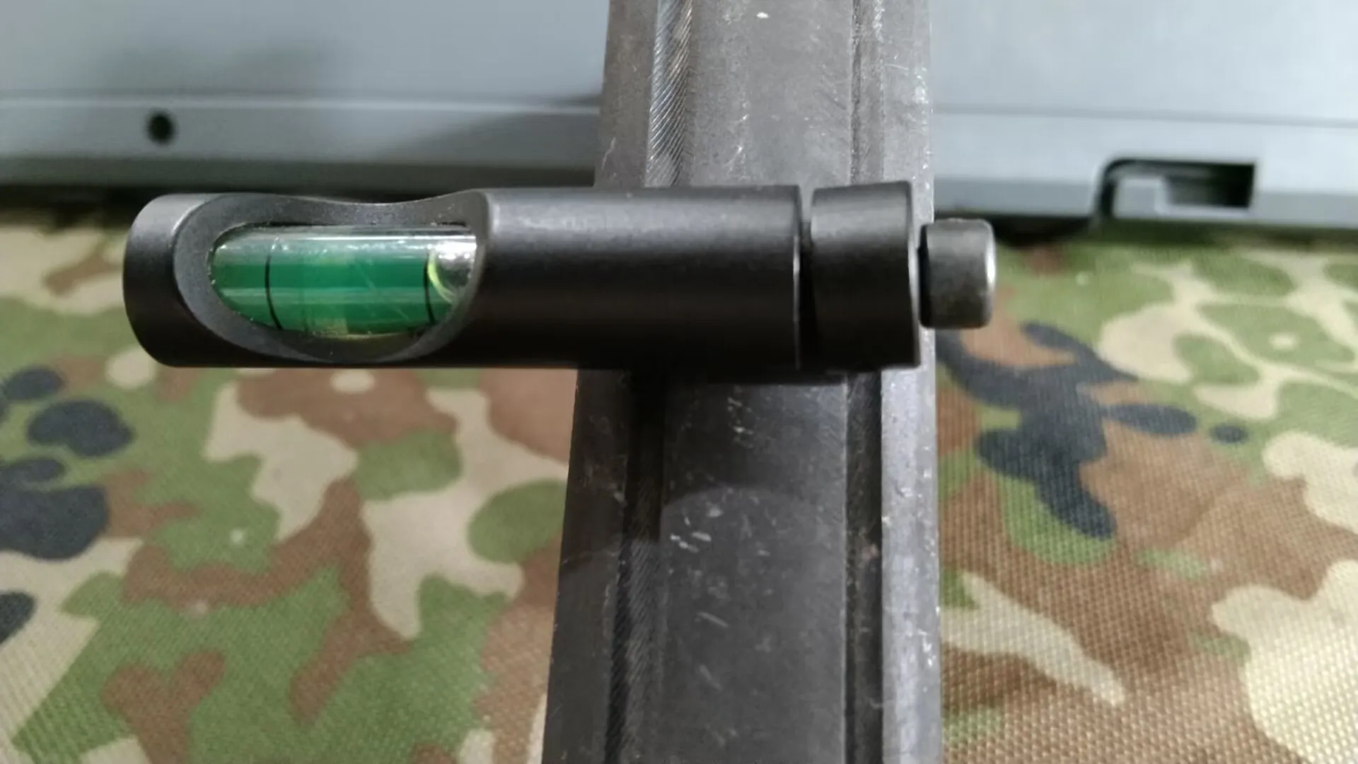 

Rifle/Airgun Scope Alloy Spirit Level Bubble for 25.4/21.2mm Scope Sight Rail Weave/Picatinny Hunting Gun Scope Mount