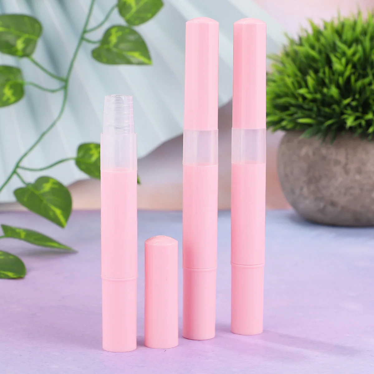 

6pcs Portable Refillable Eyelash Growth Liquid Tube Leakproof Lip Gloss Storage Container Reusable Empty Bottles For Women