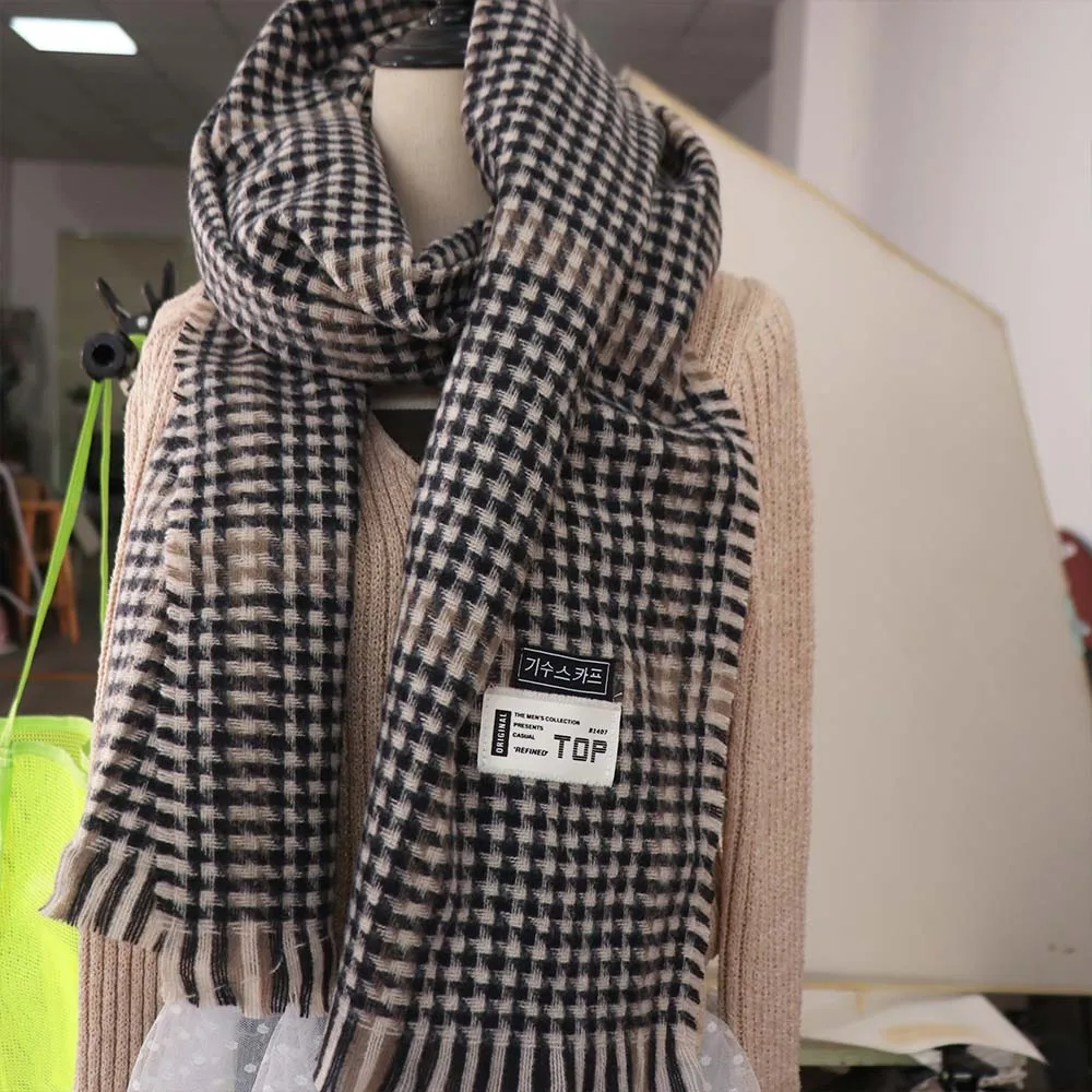 

Fashion Korean Men's Plaid Scarf Casual Thicken Winter Plaid Scarf Warm Long Checkered Scarf Males