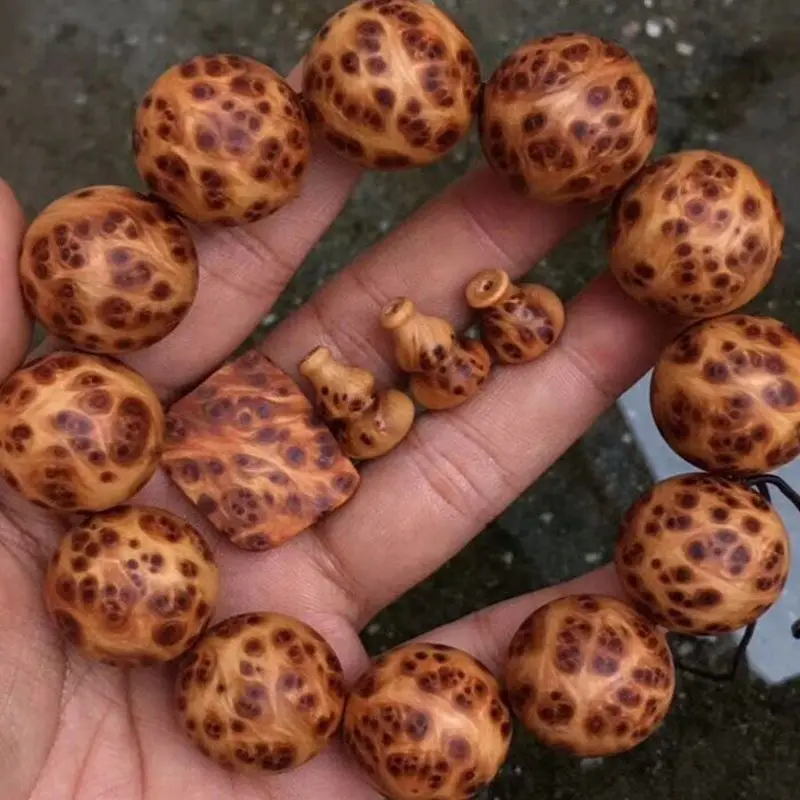 Collectible Grade Natural Wood Bracelet Aging Old Material Full of Tumor Scars Taihang Thuja Buddha Beads 2.0 Hand String WenWan