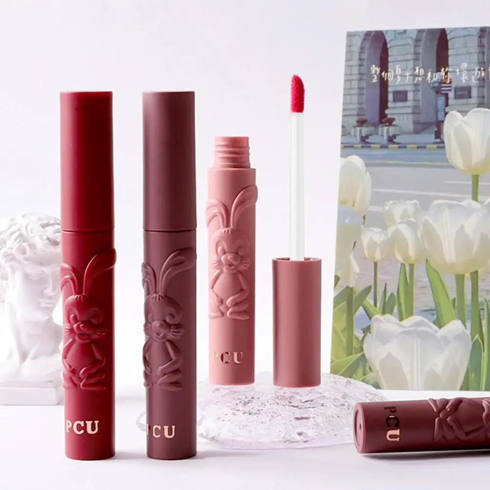 Lip Gloss One Swipe Lipstick Charming Velvet Lip Glaze Delicate Design Full Color One Swipe Application Relief Rabbit's