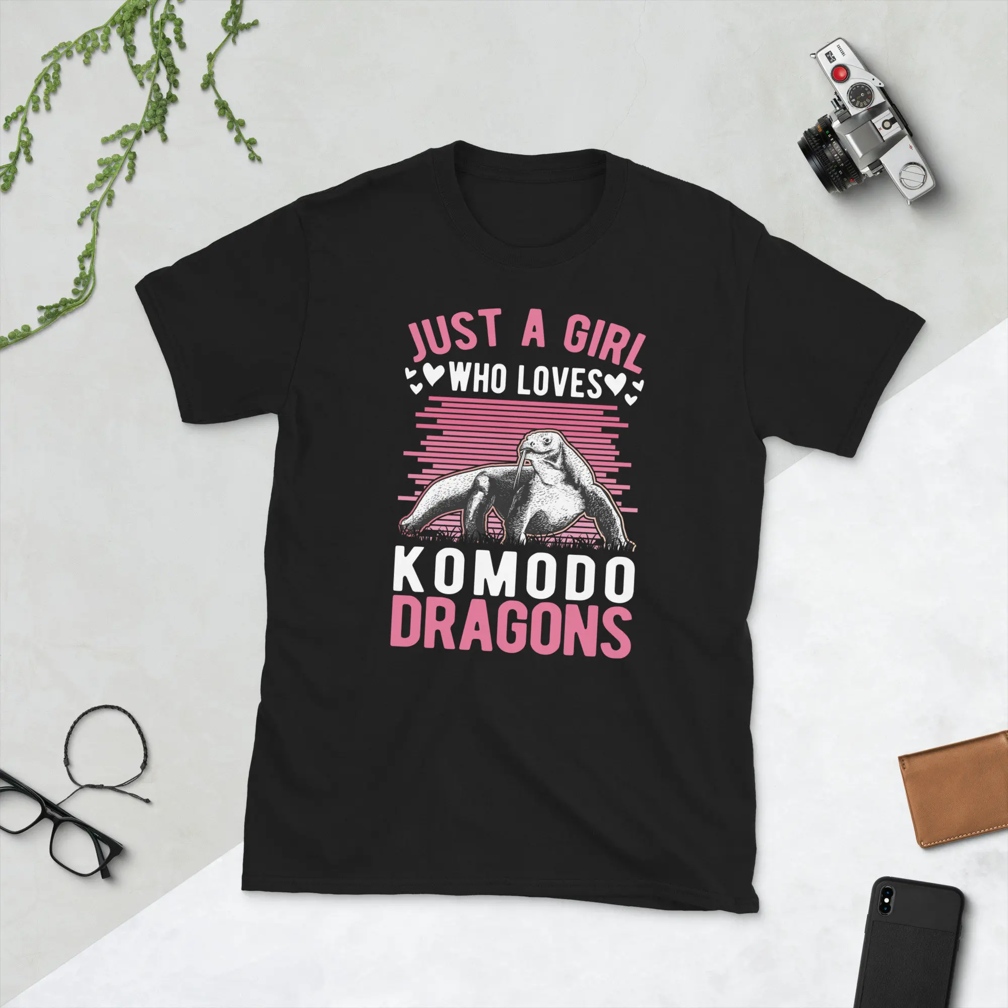 Just a girl who loves Komodo Dragons Girl Tshirt / Komodo Dragon Shirt / Komodo Dragon T-Shirt / Monitor Lizard Gift