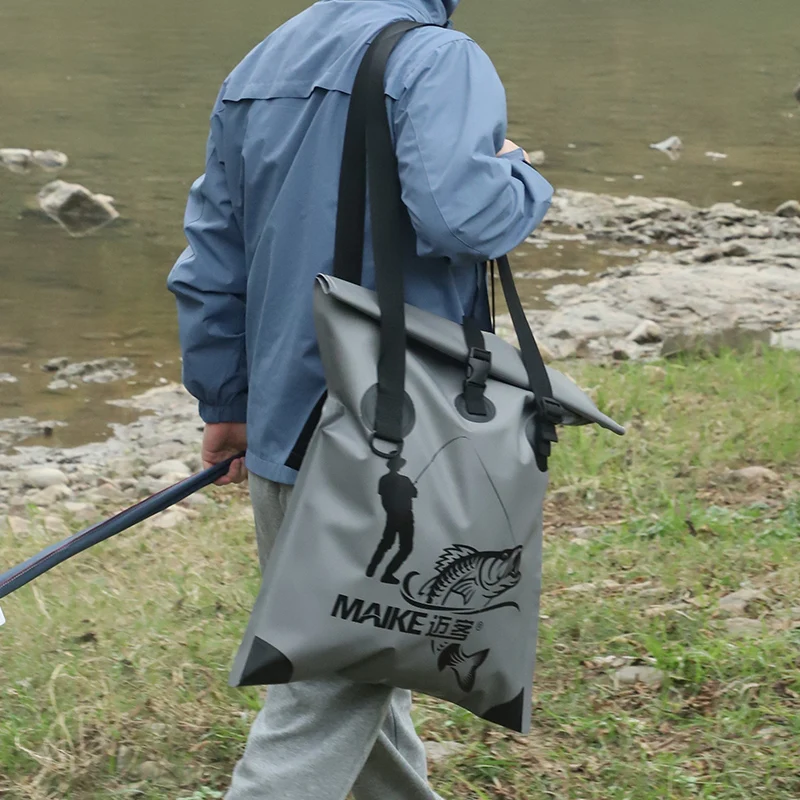 Maike حقيبة الصيد البلاستيكية متعددة الوظائف المحمولة قابلة للطي سعة كبيرة مقاوم للماء حقيبة الصيد حقيبة يد أداة حقيبة معدات صيد الأسماك