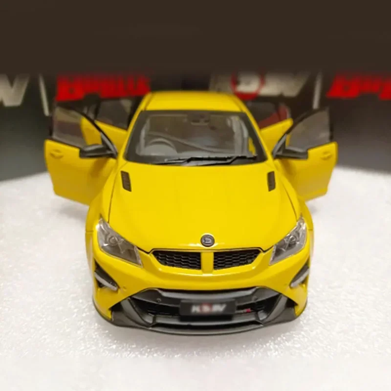 โลหะผสมDiecast 1:18 Scale Holden HSV GTSR HERONสีเหลืองจําลองซีดานคอลเลกชันจอแสดงผลเครื่องประดับของเล่นของขวัญ-ไม่มีใบรับรอง