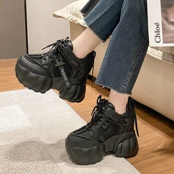 Sneakers Chunky nere alla moda per le donne 2023 scarpe sportive con plateau con tacchi nascosti primaverili scarpe Casual traspiranti con suola spessa da donna