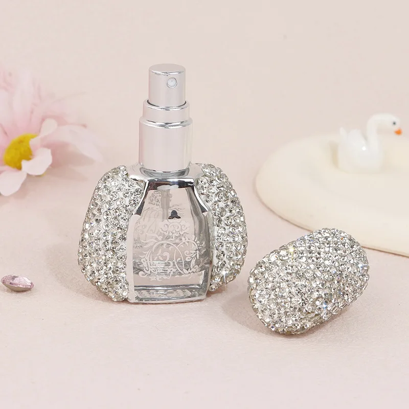 Creatieve Mini Parfumflesje 12 ml Zilver met Diamant Inleg Draagbare Prachtige Glazen Hydraterende Spuitfles Luxe