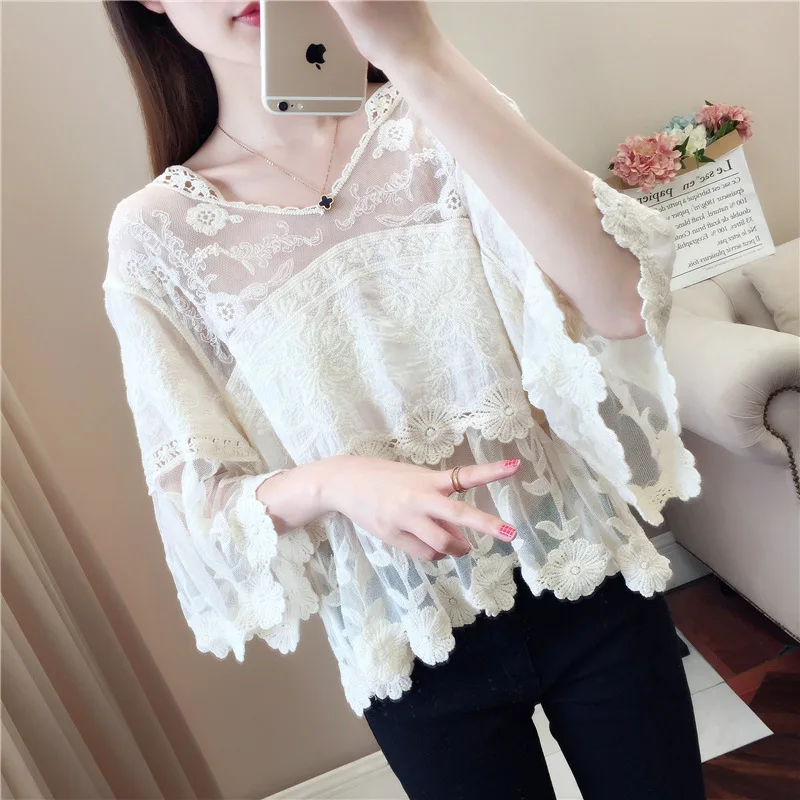 Western 'S Women'S Spring And Summer Loose 2024 New Korean Style Fashion Hollowed-Out Top Half Sleeve Lace Blouse