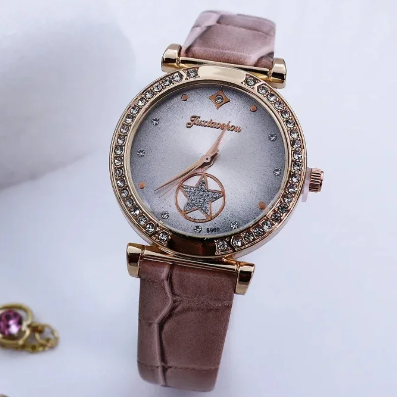 Women's Watch Pentagram Quartz Movement Wristwatches Rhinestone Simple Noble Vintage Multicolors Female Clock Relogio Mujer