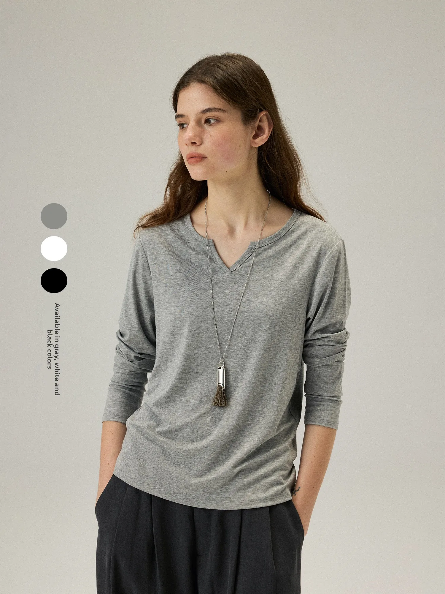 

Enroute Women's Pure Color Silk T-irt Small V-ne Drapey No-iron Treaent Skin-nouriing Long Sve Autumn Top