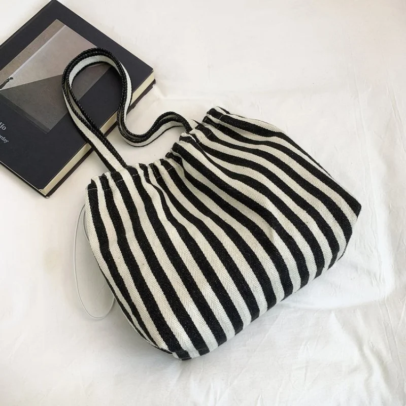 

2025 New High-end Ladies Leather Crossbody Handbag Luxury Brand Famous Designer Trendy Classic Paris​