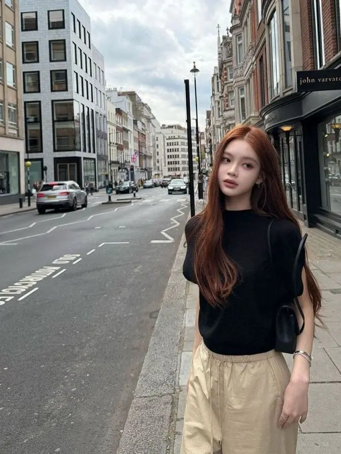 French Style Batwing Sleeve T-Shirt Women's Slim Fit Beautiful Half High Collar Summer New Style Soft Comfortable Breathable