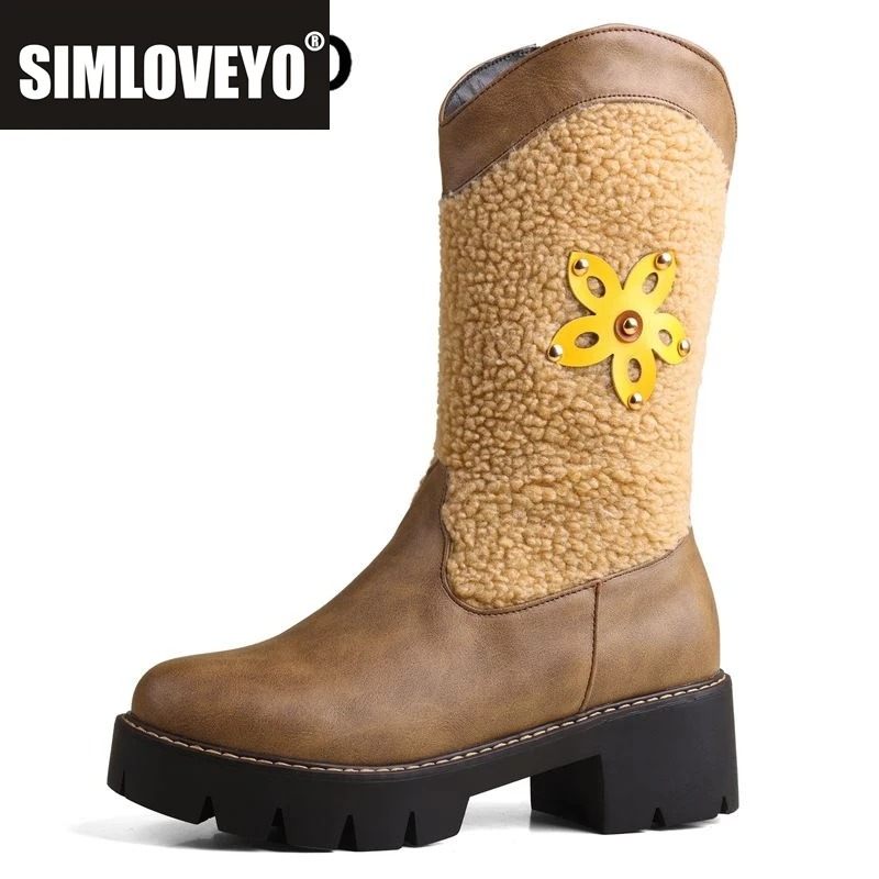 

SIMLOVEYO Модные женские ботинки с круглым носком на блочном каблуке 5,5 см, платформа, молния, смешанные заклепки, цветок, большой размер 42 43, ретро до середины икры Bota