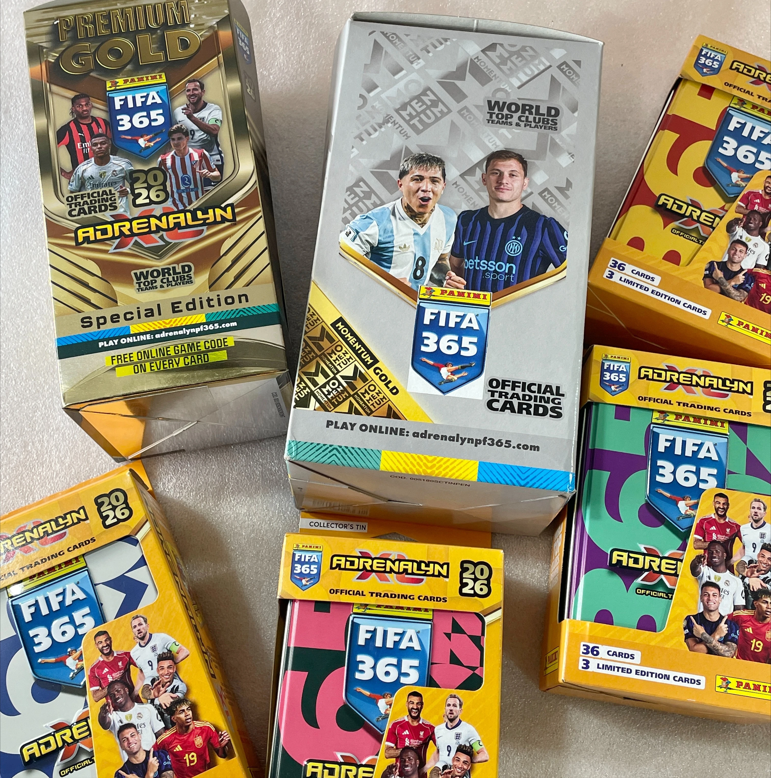 Panini 2026 FIFA 365 Cartes Star de football – Cartes de collection de joueurs de club en conserve (cadeau exclusif pour les fans de football)