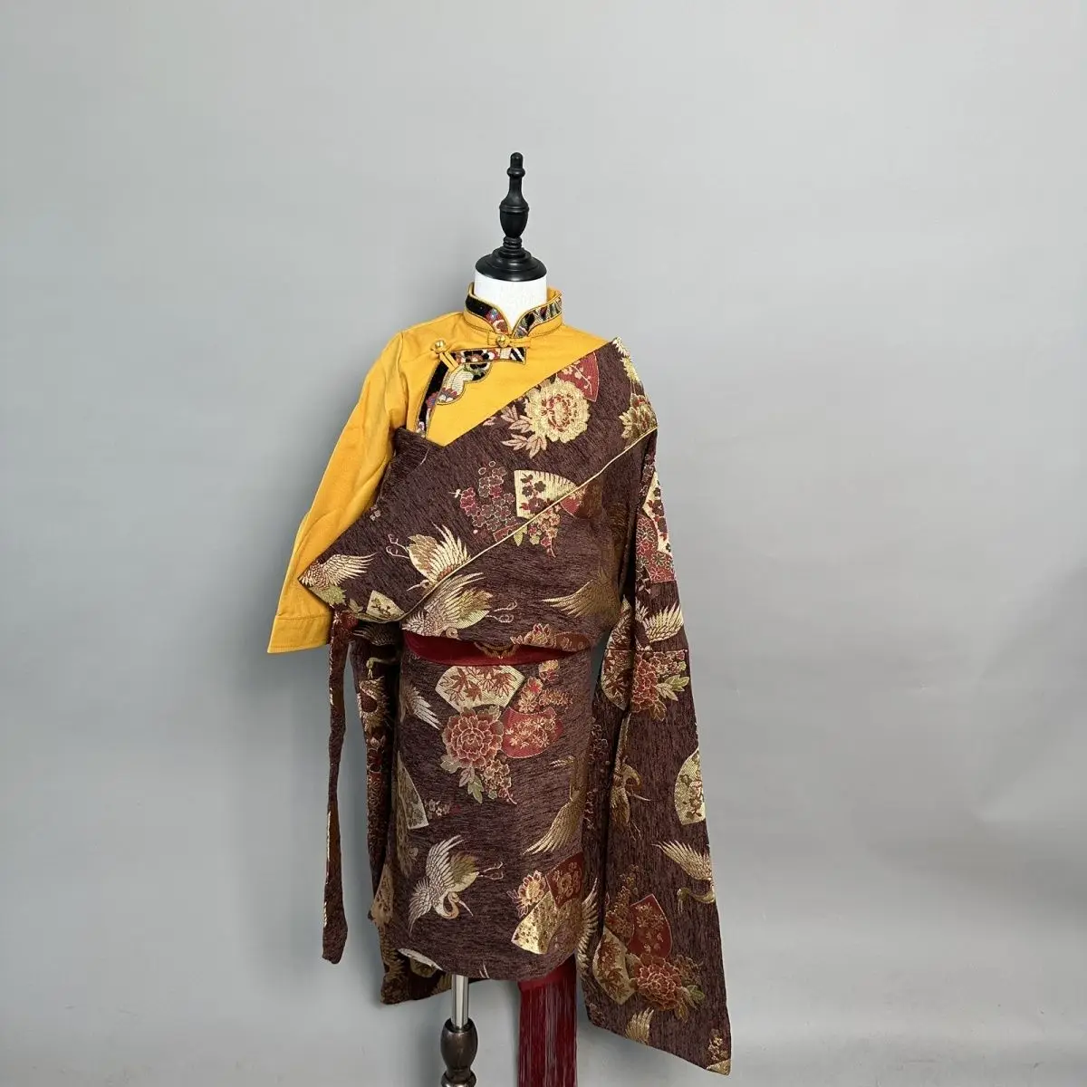 

Boys and children's new embroidered big flower traditional Tibetan robe Kangba dance costume