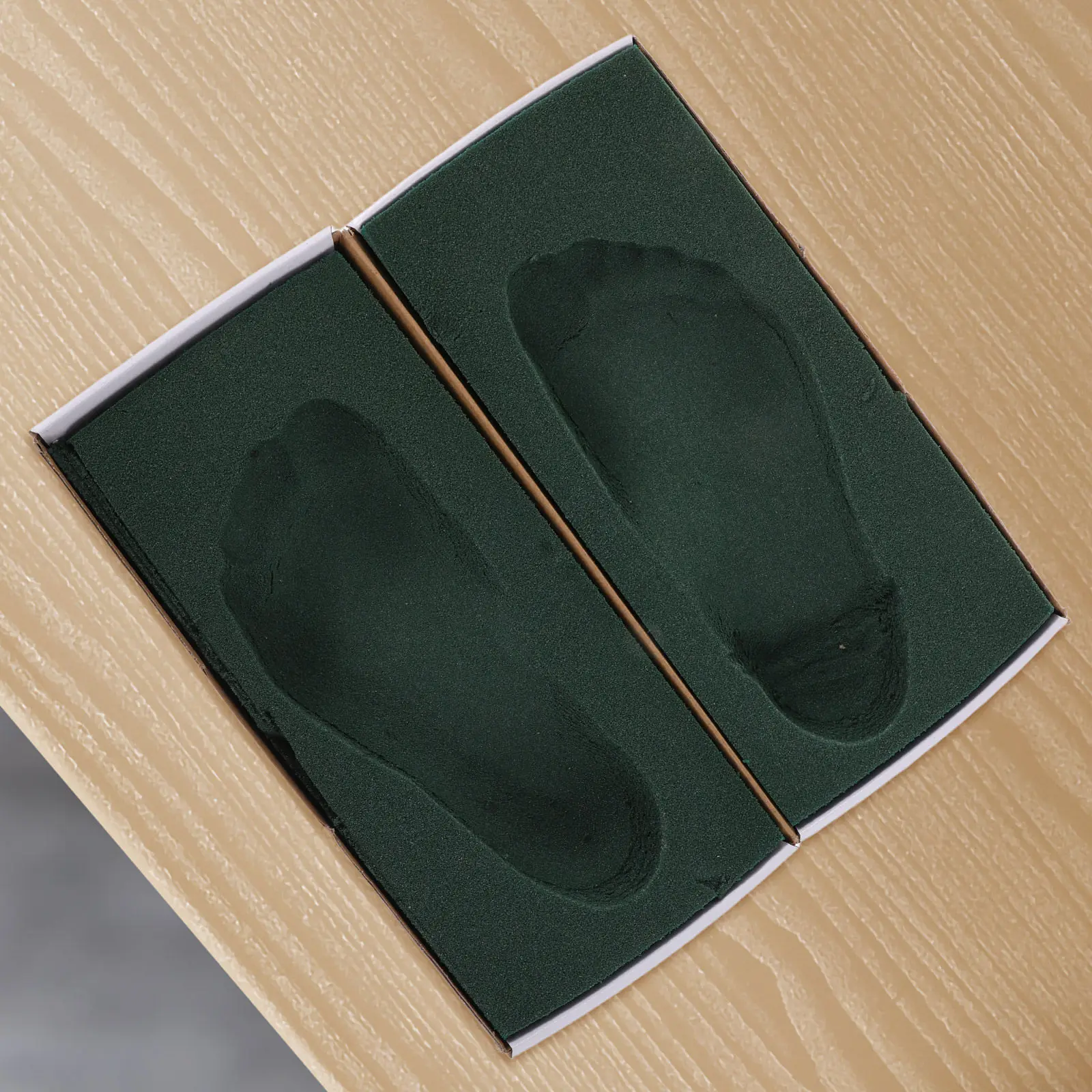 

High Precision Foot Mold Box Foam Footprint Impression Kit for DIY Insoles Foot Health Assessments Casting Kit