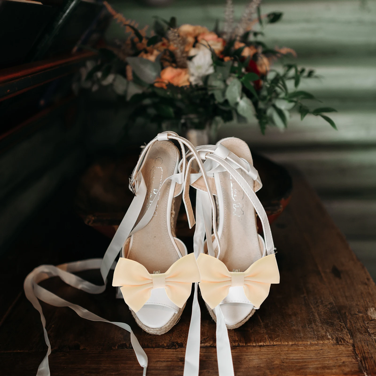 

2 Pcs Bow Shoe Buckle Decoration Clips Removable Buckles Cloth for Shoes Women's Charms Accessories