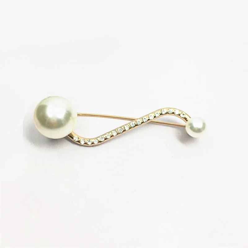 Fashion Size Imitation Pearl Brooches Pin Cool Music Note Brooch Scarf Cardigan Clip Curved Pins for Women Clothing Accessories