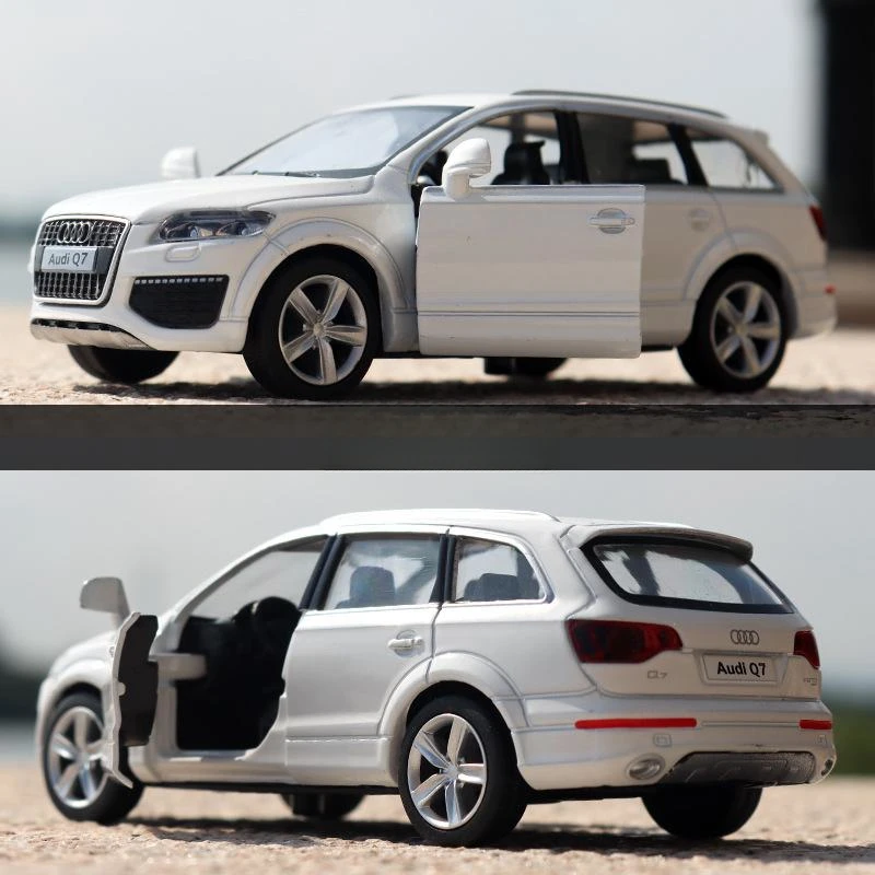 1/36 Audi Q7 V12 Toy Car Model For Children RMZ CiTY SUV Sport Diecast Alloy Vehicle Miniature Pull Back Collection Gift for Boy