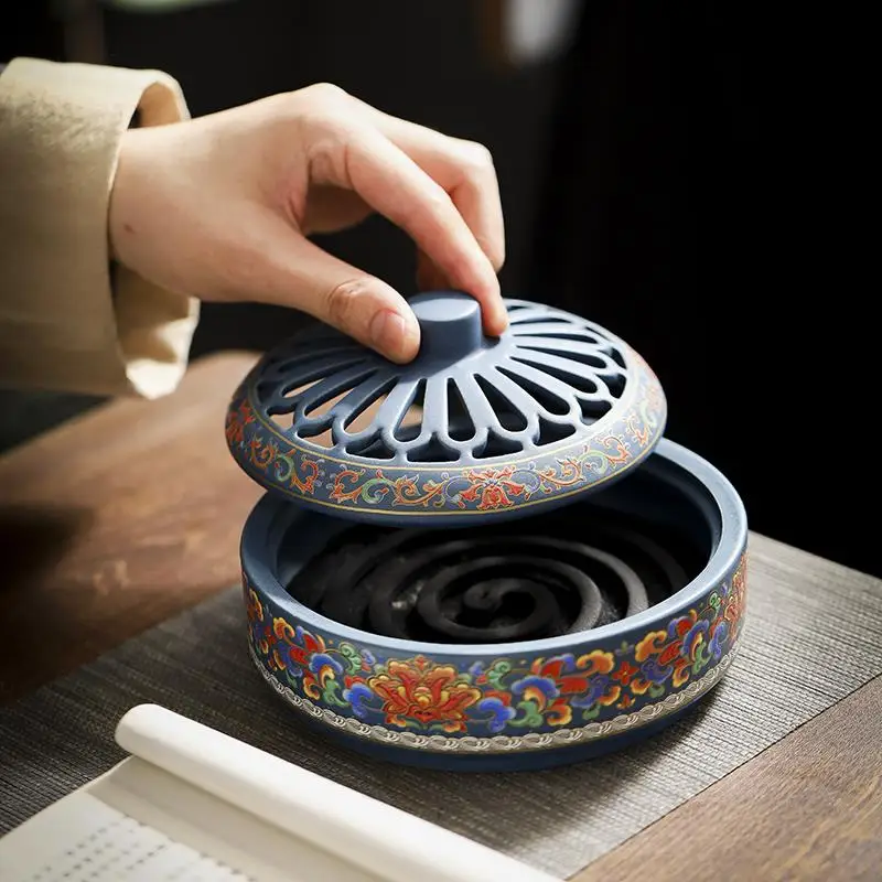 

Indoor Mosquito Coil Burner Ceramic Holder with Lid Fireproof Aromatic Herb Diffuser Vintage Style Home Decorative Accessory