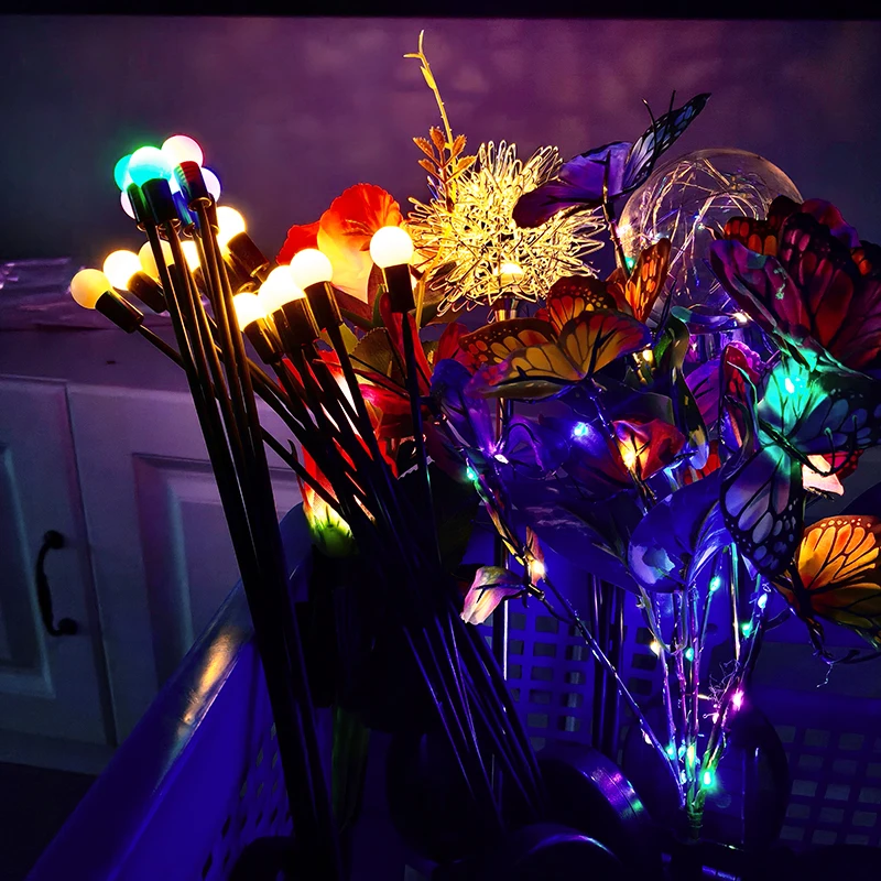 8 أضواء حديقة LED تعمل بالطاقة الشمسية 2025 أضواء عيد الميلاد في الهواء الطلق مقاوم للماء أضواء حديقة نابضة بالحياة لتزيين مسار الفناء